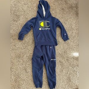 Boys Champion Kids Blue Hoodie and Joggers Set Sweatsuit size 5T